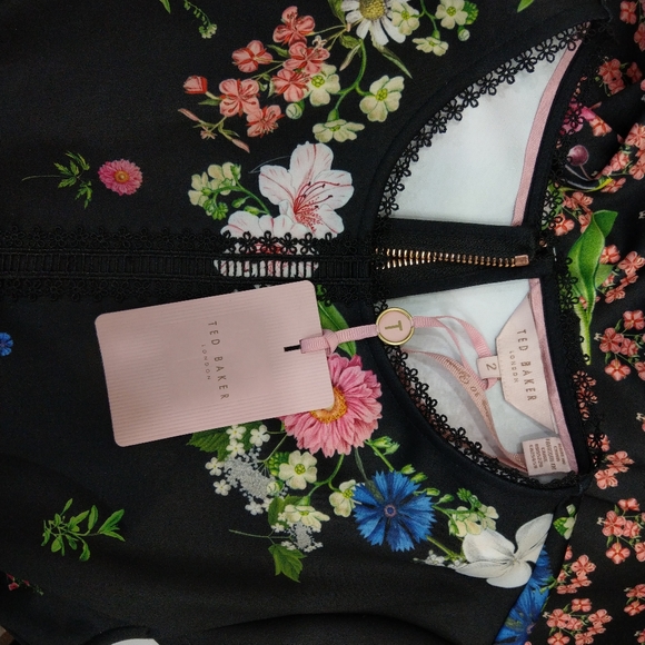 🍒NWT🍒 TED BAKER BLACK SKATER DRESS - Picture 11 of 12